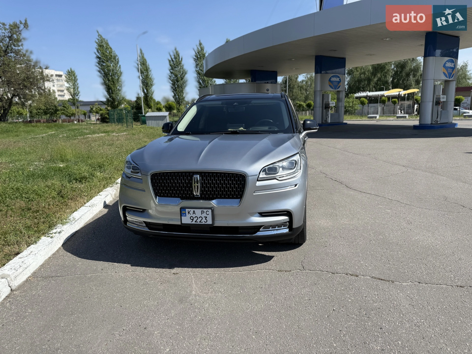 2020 Lincoln Aviator - мініатюра 5