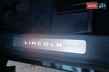 Позашляховик / Кросовер Lincoln Aviator 2023 в 