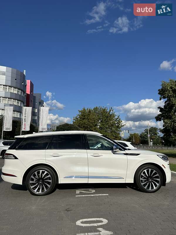 Внедорожник / Кроссовер Lincoln Aviator 2021 в Киеве