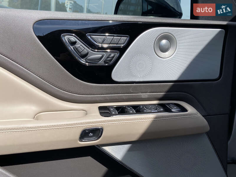 Позашляховик / Кросовер Lincoln Aviator 2019 в Києві