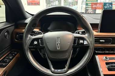 Внедорожник / Кроссовер Lincoln Aviator 2021 в 
