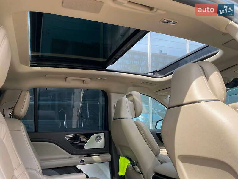 Внедорожник / Кроссовер Lincoln Aviator 2019 в Киеве фото 30 Внедорожник / Кроссовер Lincoln Aviator 2019 в Киеве