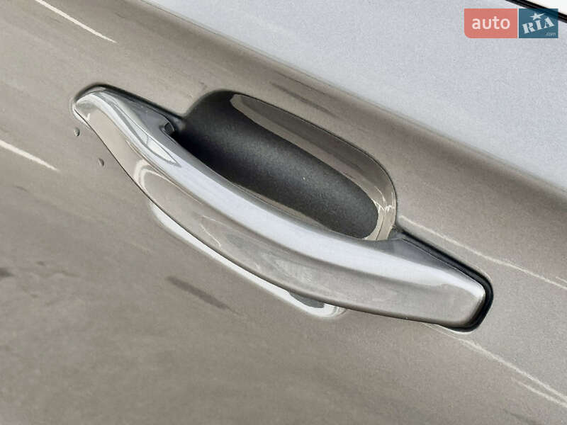 Позашляховик / Кросовер Lincoln Aviator 2022 в Києві фото 26 Позашляховик / Кросовер Lincoln Aviator 2022 в Києві