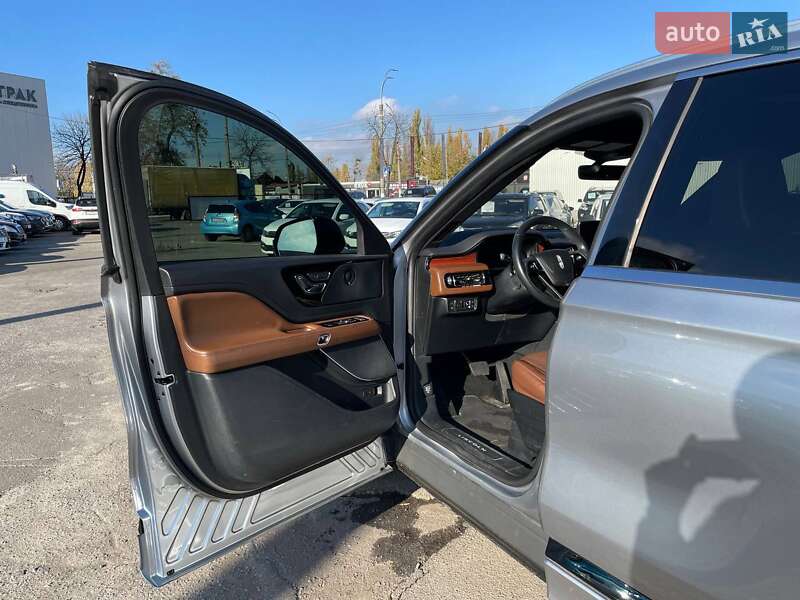 Внедорожник / Кроссовер Lincoln Aviator 2021 в Киеве фото 17 Внедорожник / Кроссовер Lincoln Aviator 2021 в Киеве