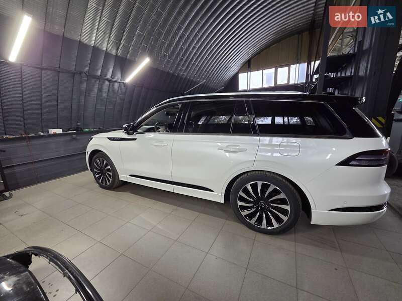 Позашляховик / Кросовер Lincoln Aviator 2020 в Києві