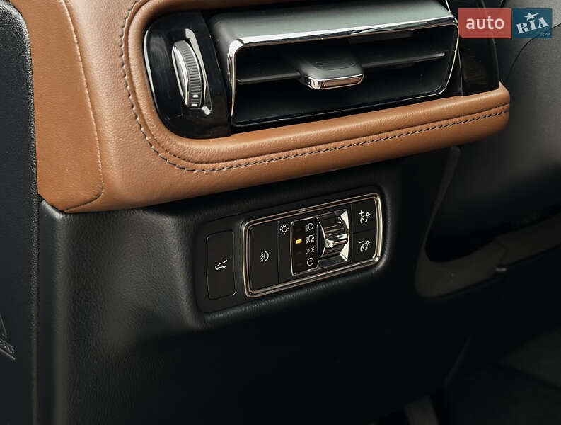 Позашляховик / Кросовер Lincoln Aviator 2019 в Шептицькому