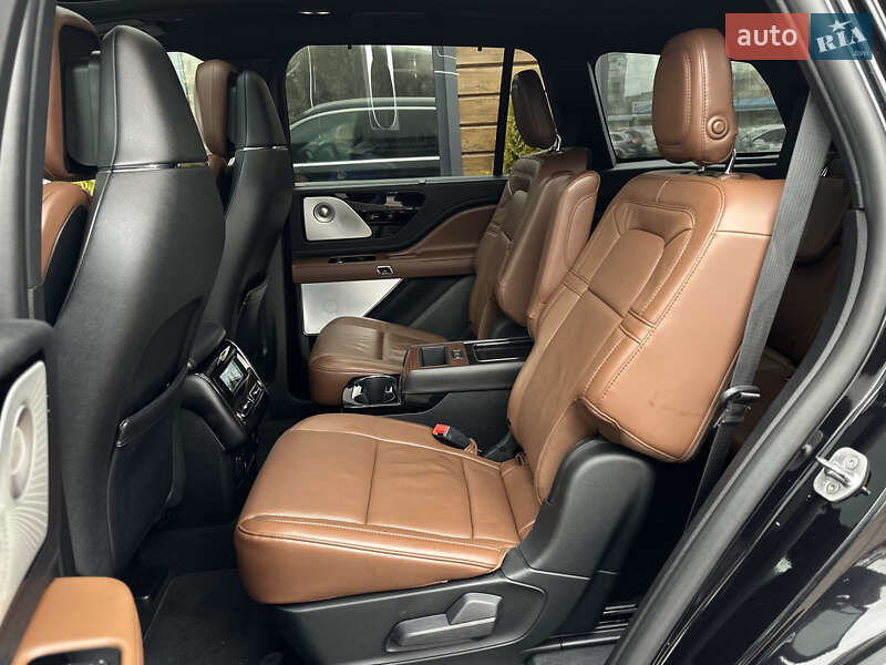 Позашляховик / Кросовер Lincoln Aviator 2019 в Шептицькому