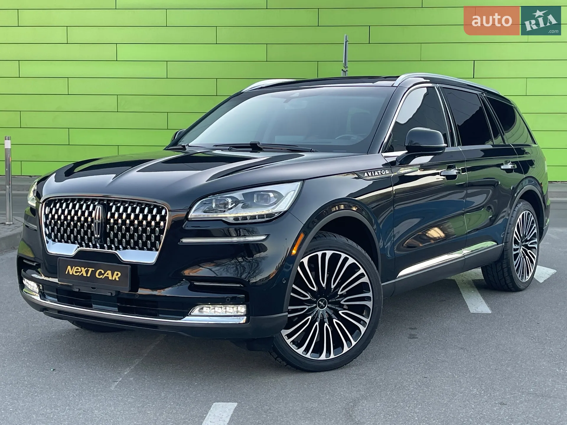 2020 Lincoln Aviator - мініатюра 2