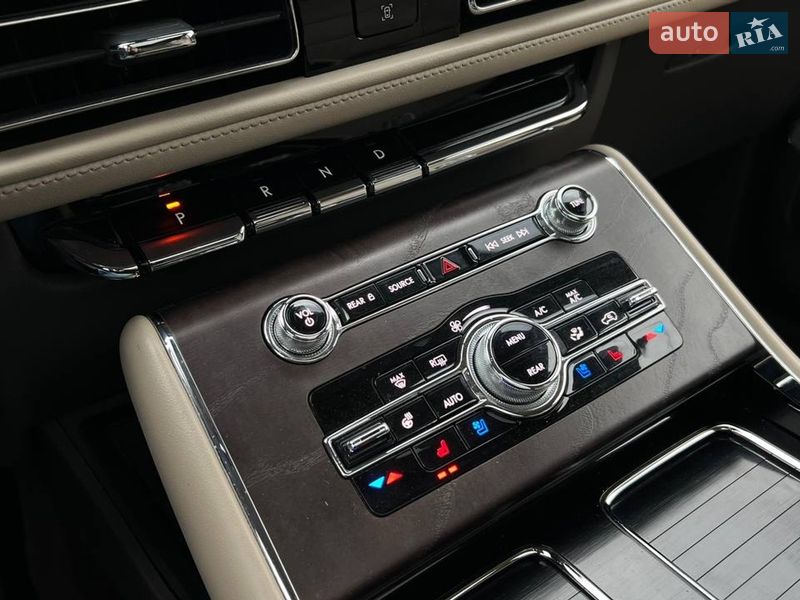 Внедорожник / Кроссовер Lincoln Aviator 2021 в Львове