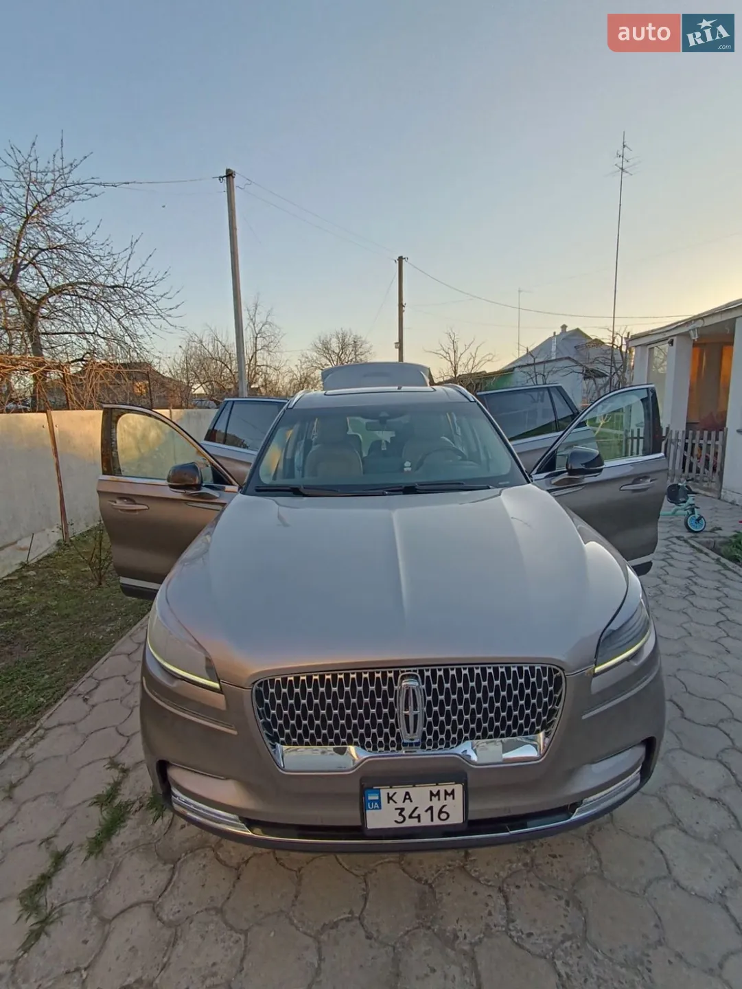 2019 Lincoln Aviator - мініатюра 7