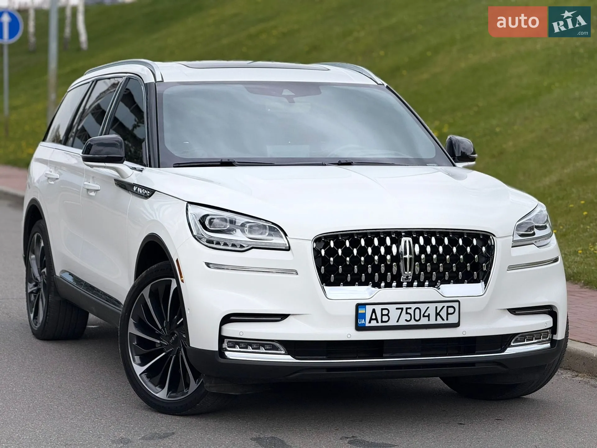 2022 Lincoln Aviator - мініатюра 20