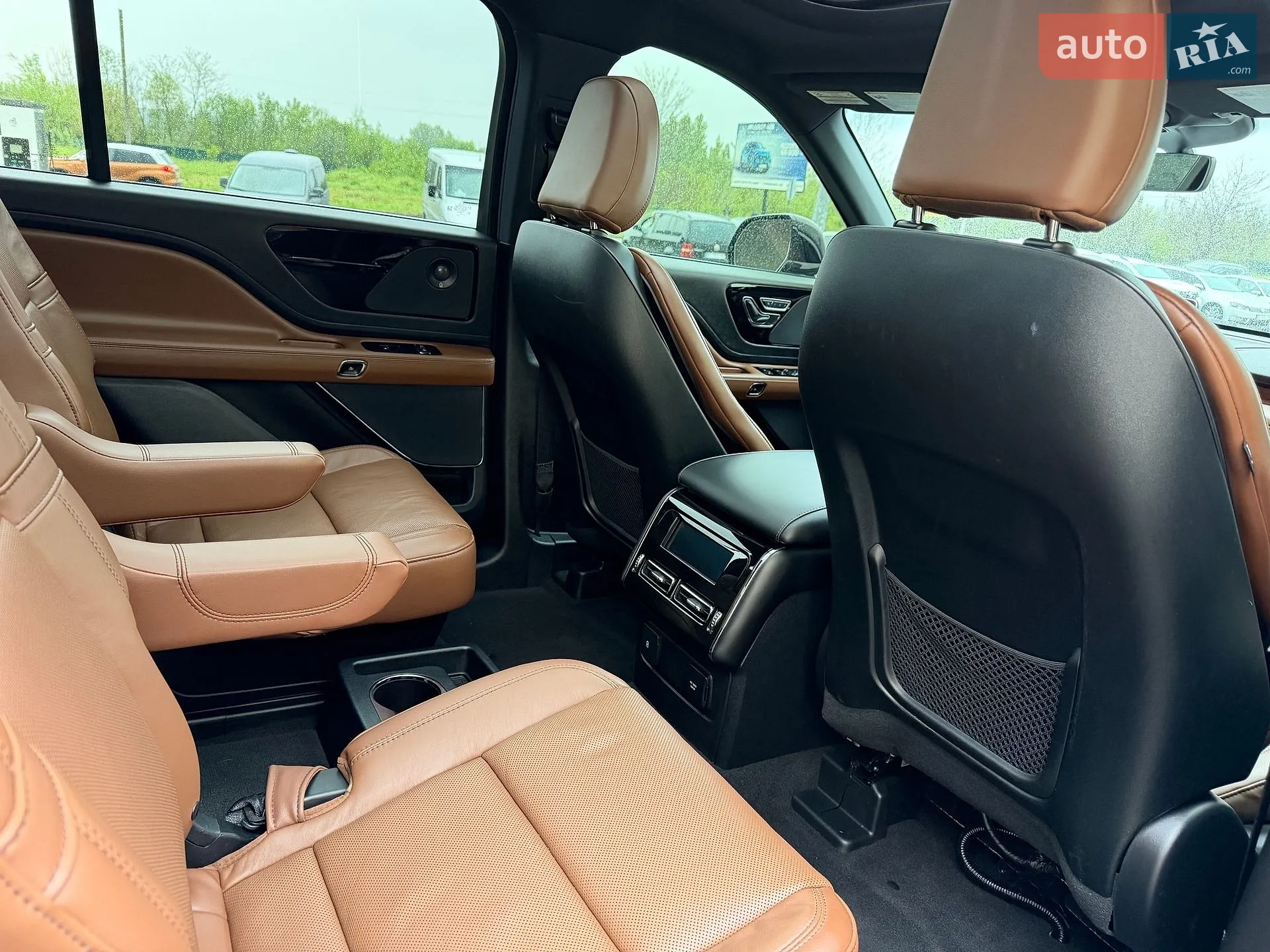 2023 Lincoln Aviator - мініатюра 28