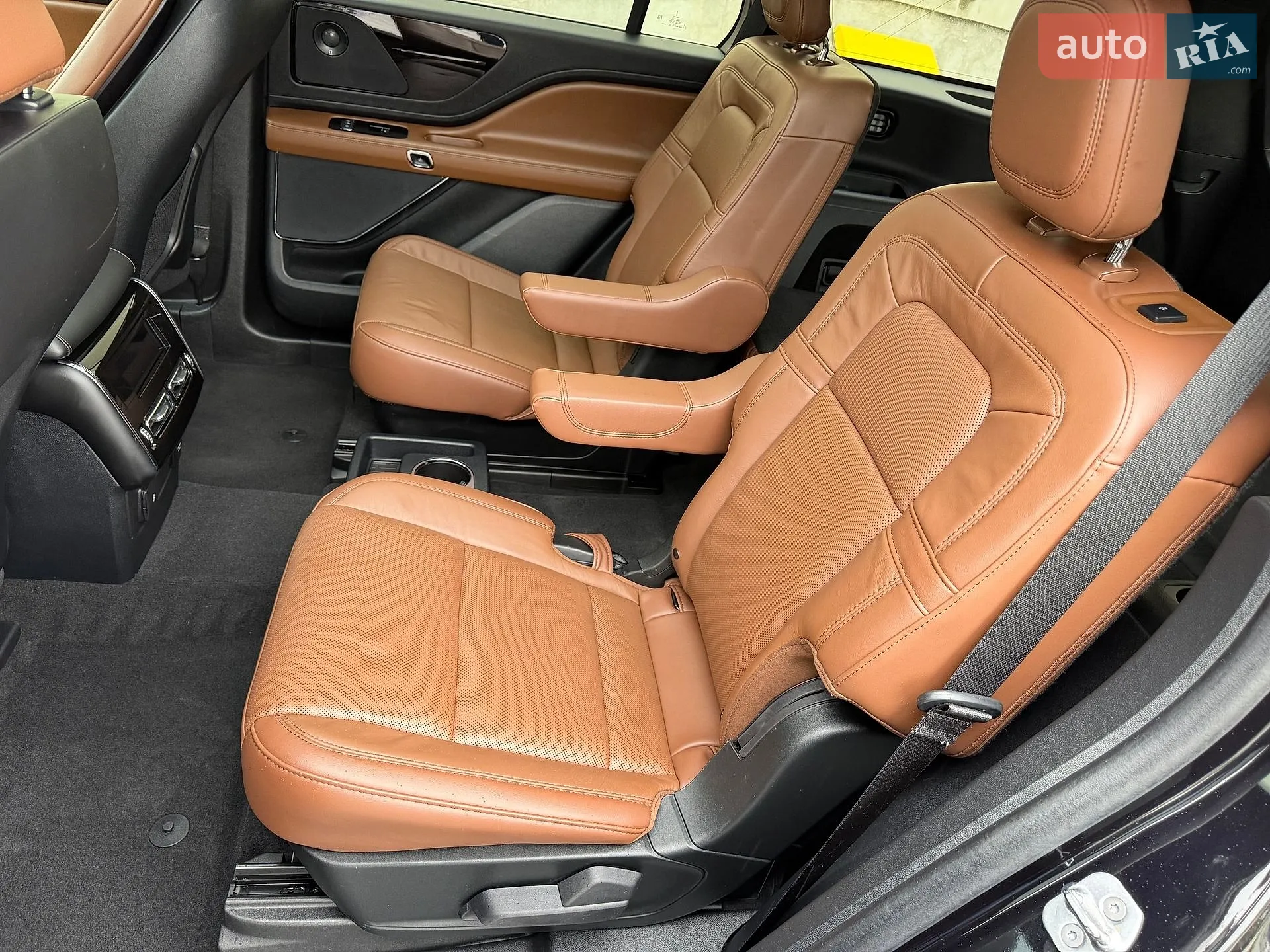2023 Lincoln Aviator - мініатюра 23