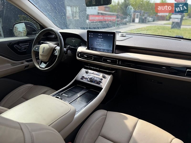 Внедорожник / Кроссовер Lincoln Aviator 2023 в Львове