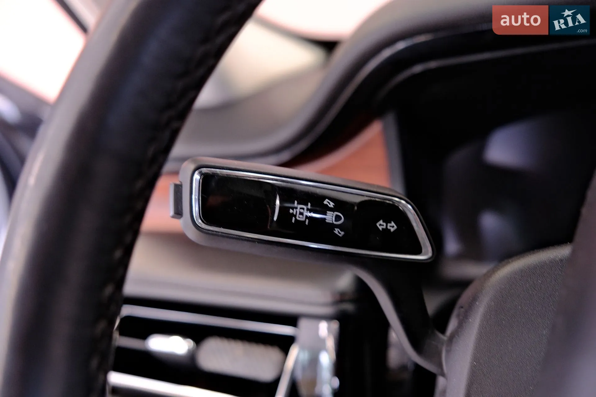 2021 Lincoln Aviator - мініатюра 21