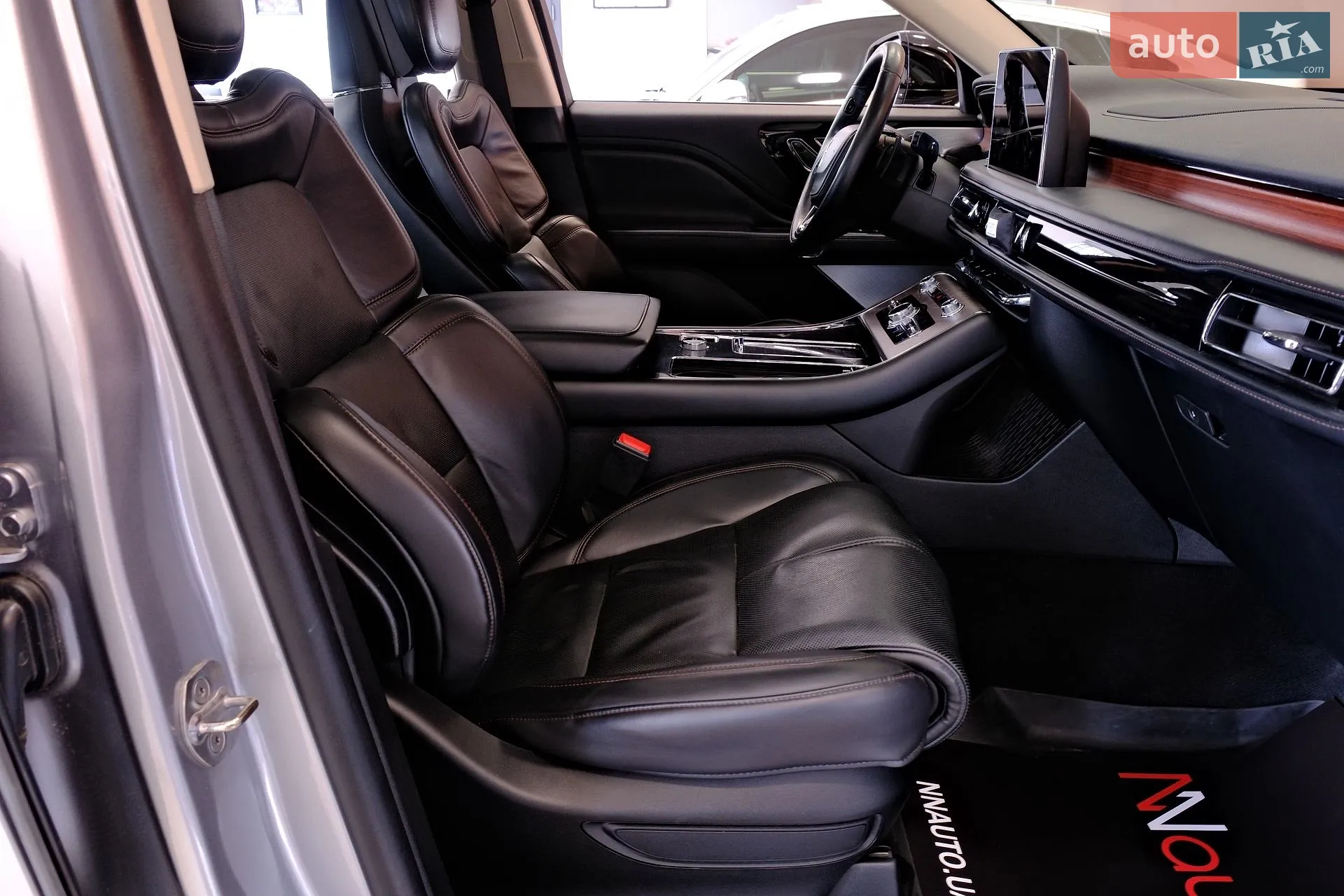 2021 Lincoln Aviator - мініатюра 36