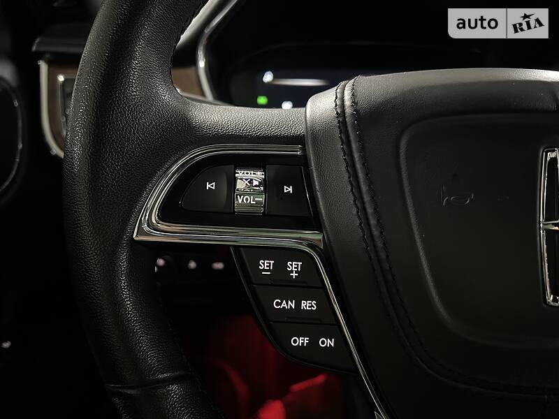 Седан Lincoln Continental 2018 в Києві