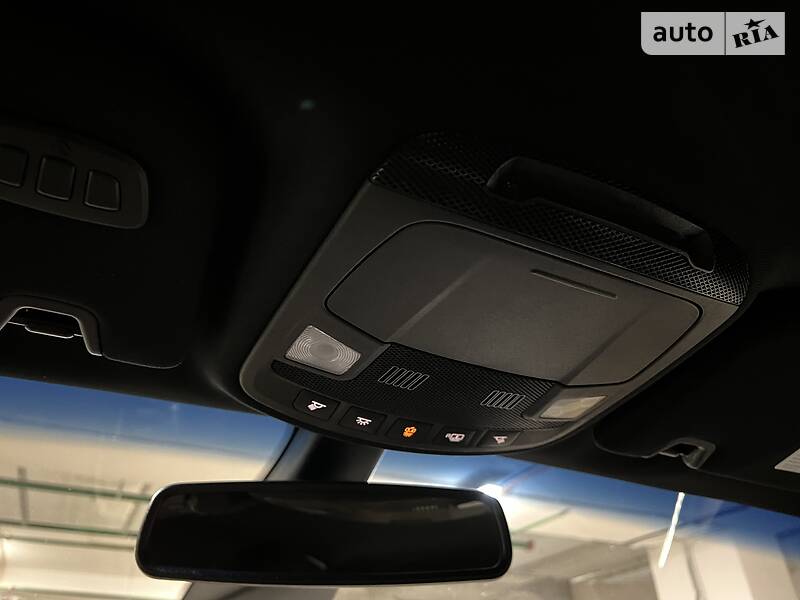 Седан Lincoln Continental 2018 в Києві