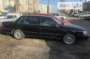 Седан Lincoln Continental 1989 в Киеве