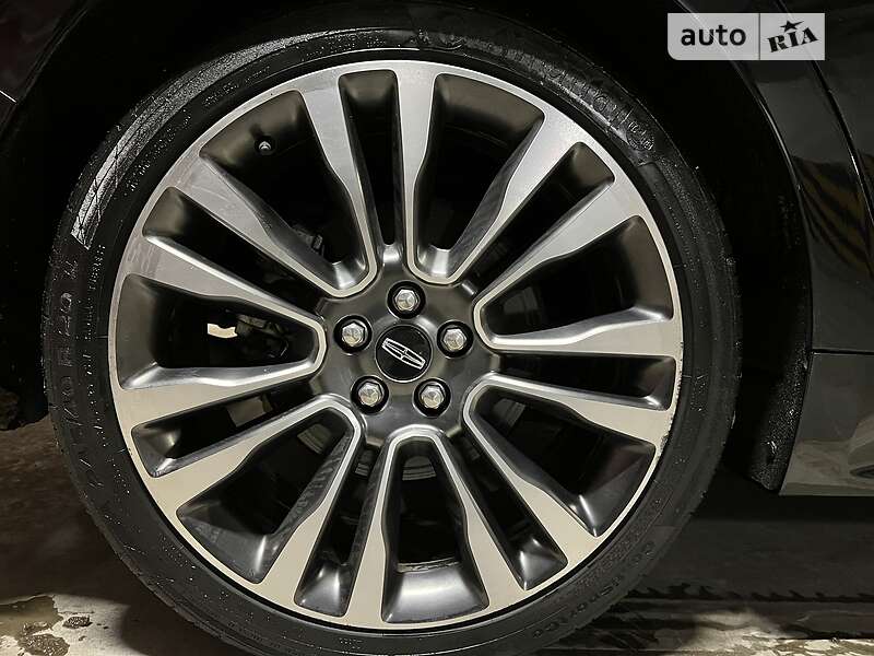 Седан Lincoln Continental 2018 в Києві