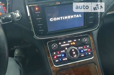 Седан Lincoln Continental 2016 в Києві