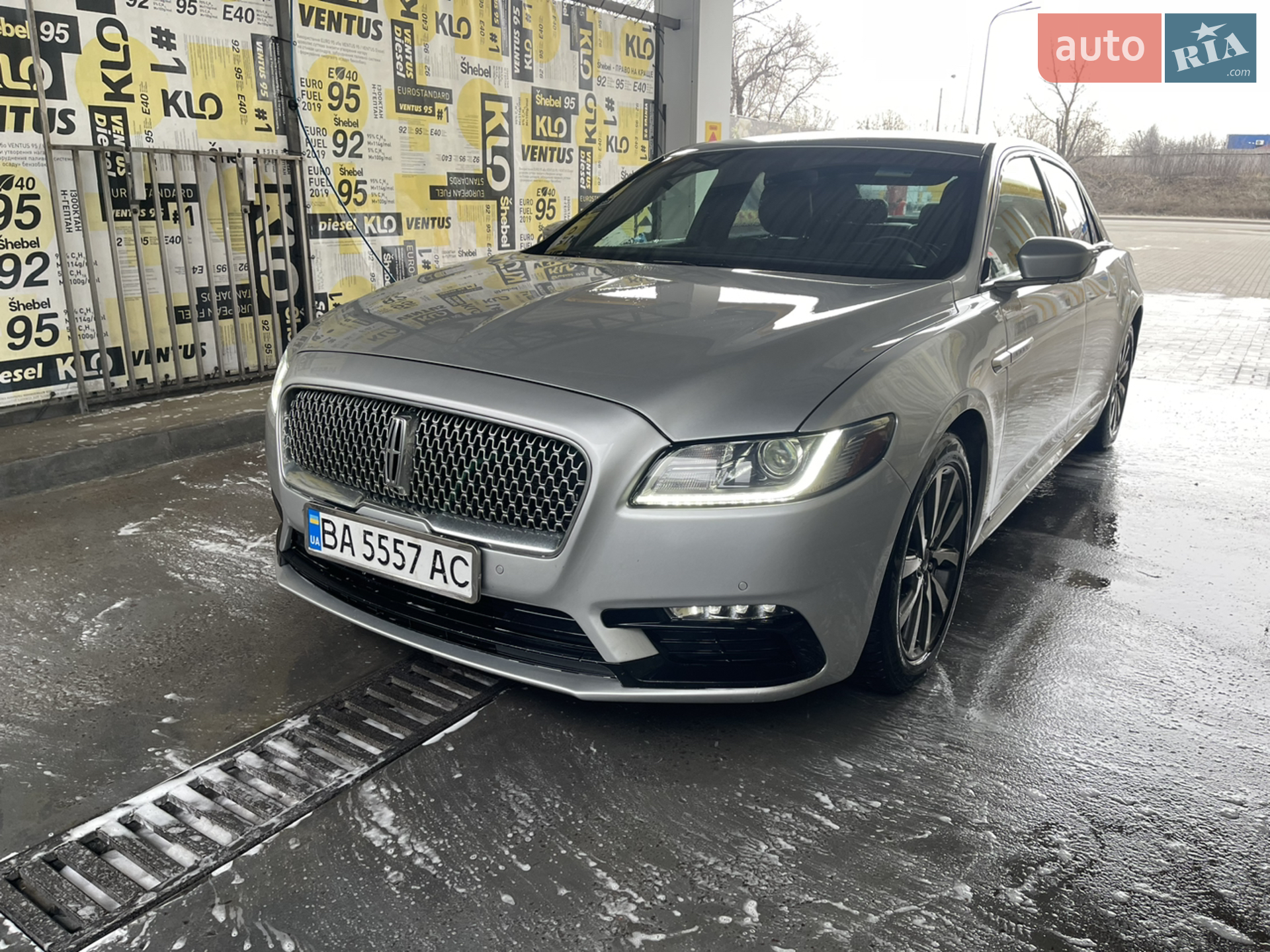 2017 Lincoln Continental - мініатюра 15