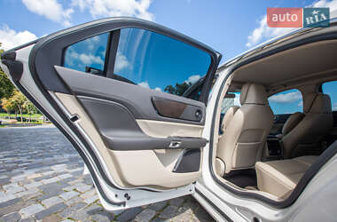 Седан Lincoln Continental 2019 в 