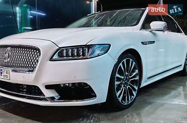 Седан Lincoln Continental 2017 в 