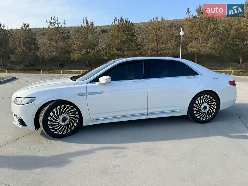 Седан Lincoln Continental 2019 в Одессе