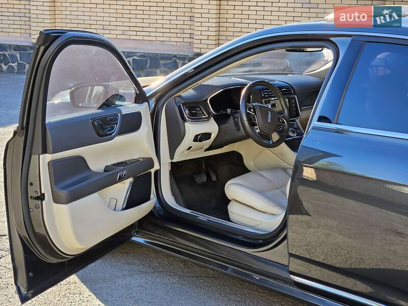 Седан Lincoln Continental 2018 в Владимире