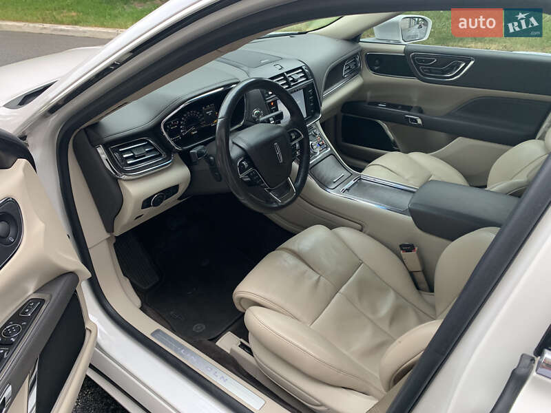 Седан Lincoln Continental 2017 в Днепре
