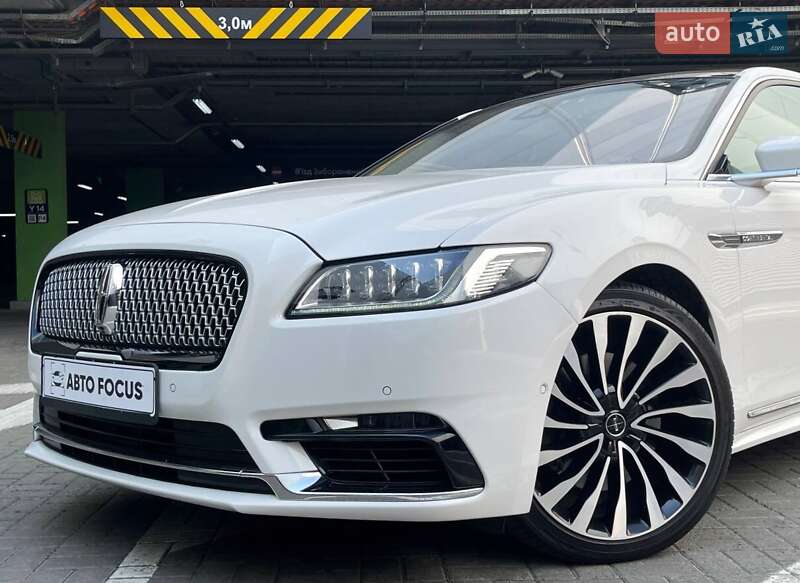 Седан Lincoln Continental 2018 в Києві