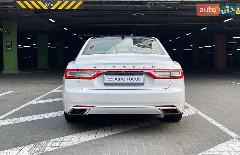 Седан Lincoln Continental 2018 в Києві