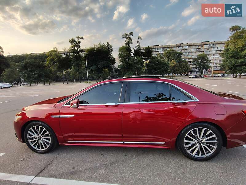 Седан Lincoln Continental 2016 в Киеве