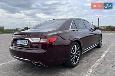 Седан Lincoln Continental 2016 в 