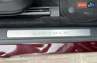 Седан Lincoln Continental 2016 в 