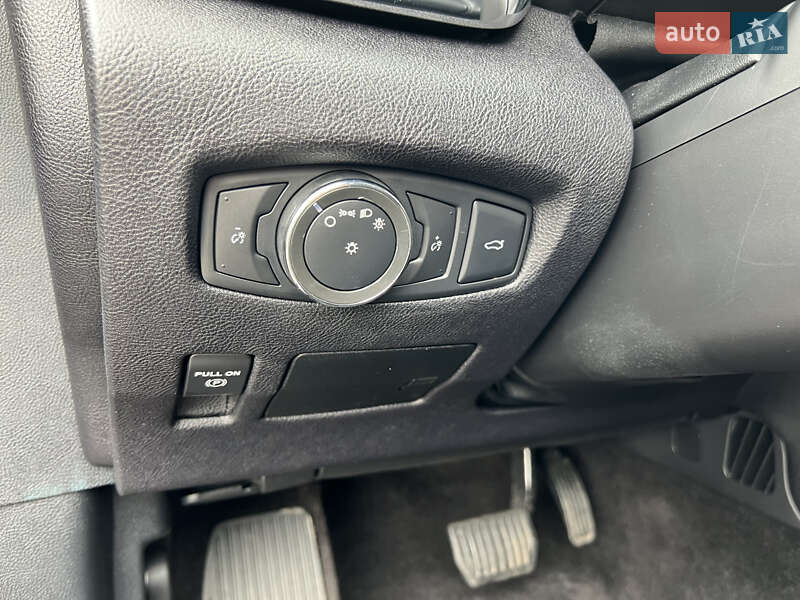 Седан Lincoln Continental 2016 в Харькове