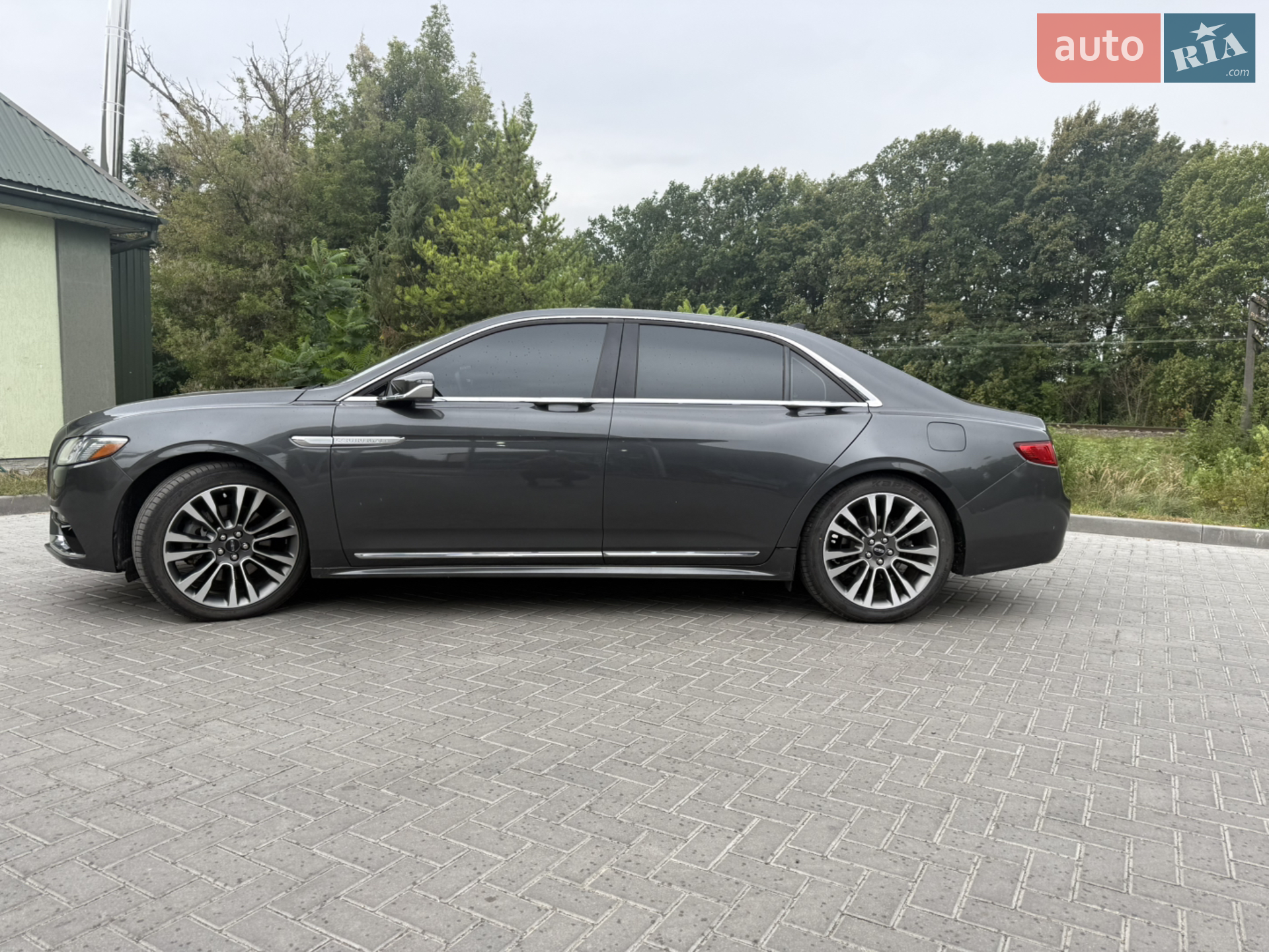 2020 Lincoln Continental - мініатюра 4