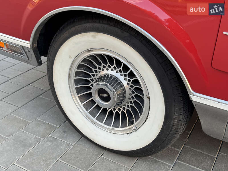 Купе Lincoln Continental 1980 в Луцке