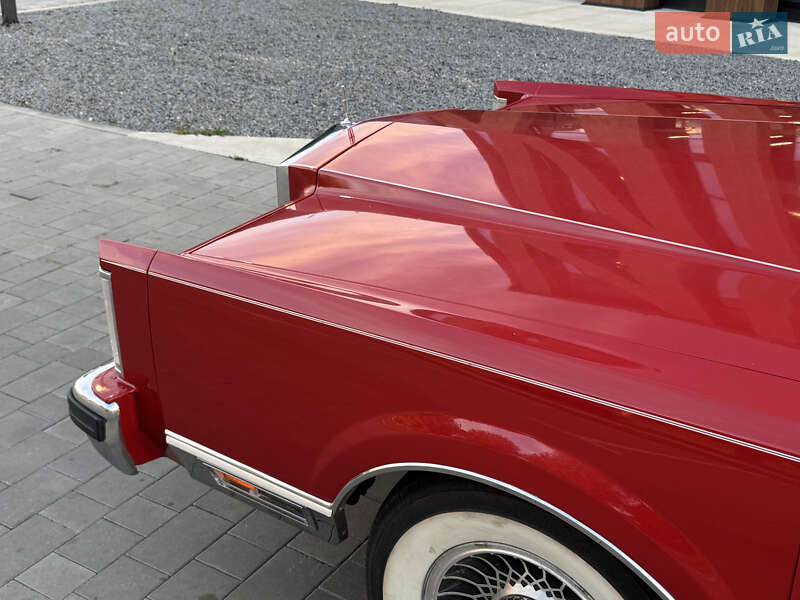 Купе Lincoln Continental 1980 в Луцке