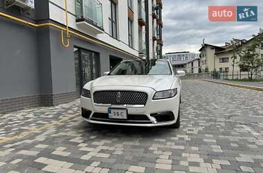 Седан Lincoln Continental 2017 в 