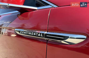 Седан Lincoln Continental 2017 в 
