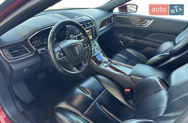 Седан Lincoln Continental 2017 в 