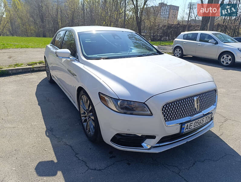 Седан Lincoln Continental 2016 в Днепре