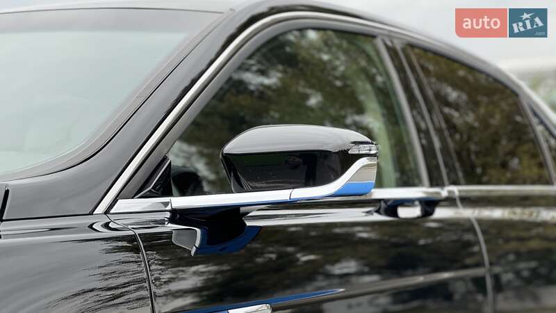 Седан Lincoln Continental 2016 в Киеве