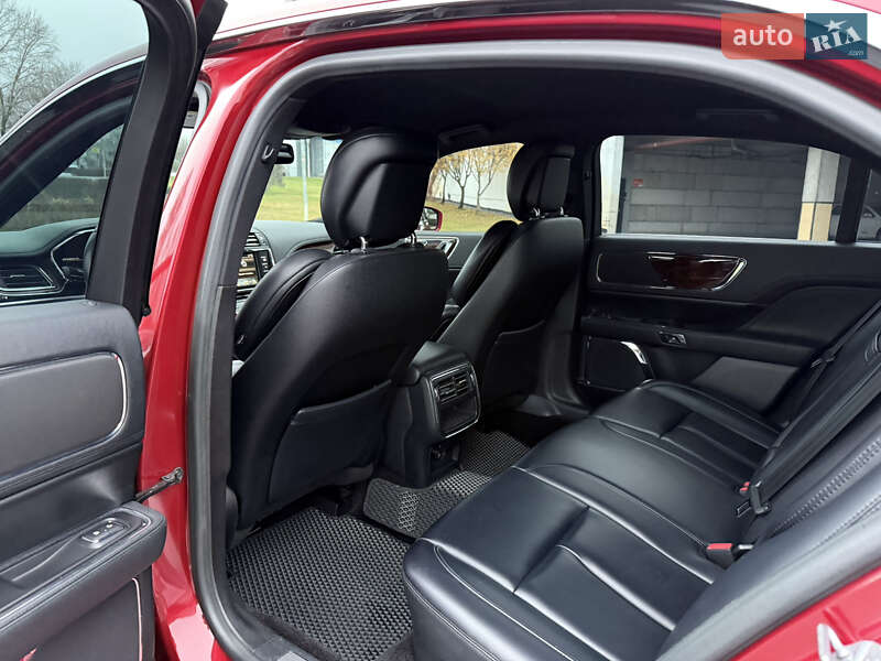 Седан Lincoln Continental 2017 в Киеве