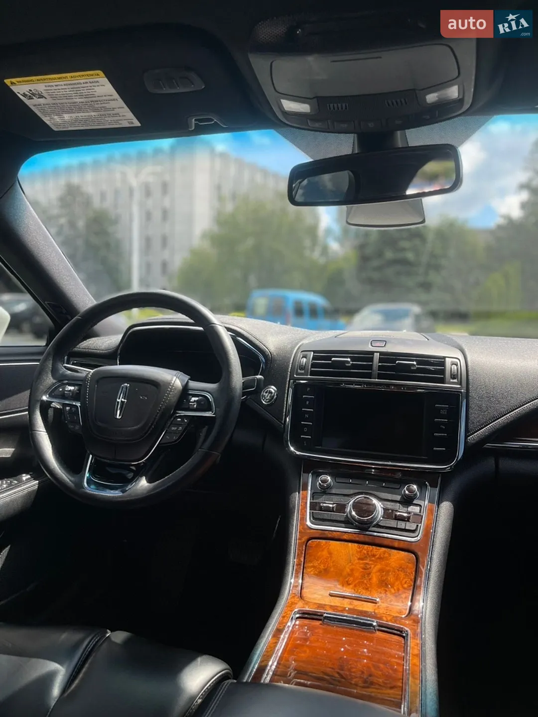 2020 Lincoln Continental - мініатюра 16