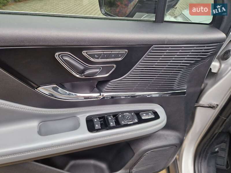 Позашляховик / Кросовер Lincoln Corsair 2019 в Хмельницькому фото 23 Позашляховик / Кросовер Lincoln Corsair 2019 в Хмельницькому