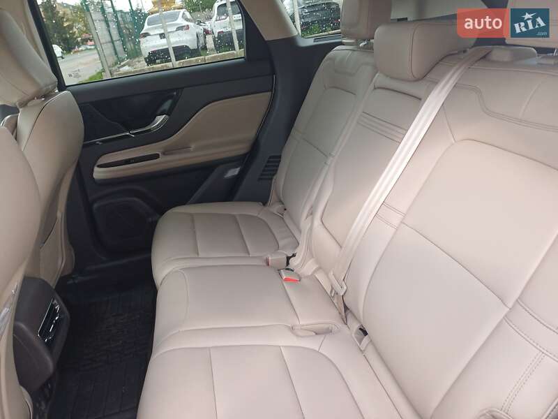 Внедорожник / Кроссовер Lincoln Corsair 2022 в Ивано-Франковске