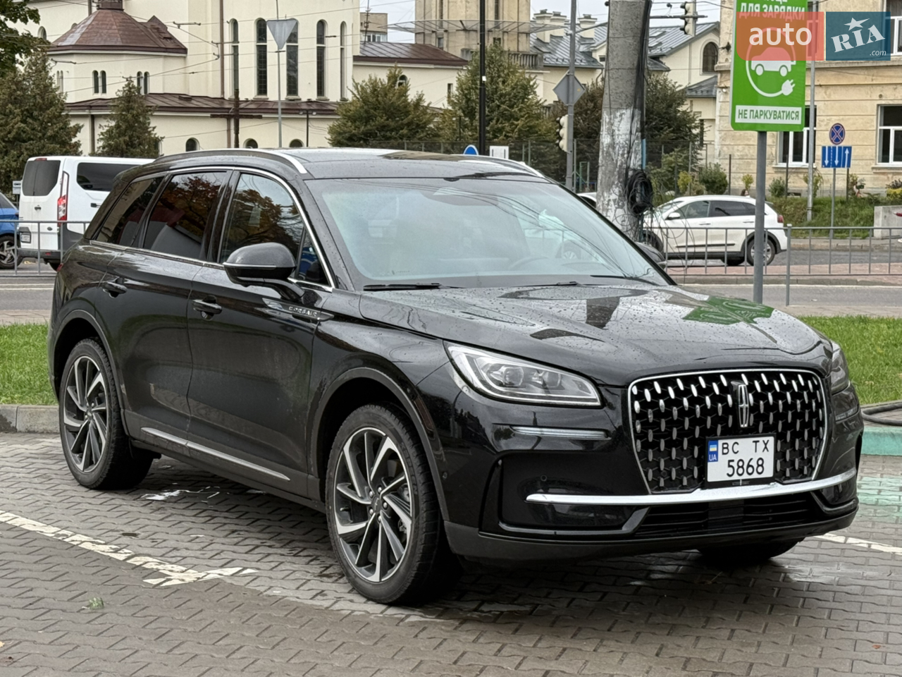 2022 Lincoln Corsair - мініатюра 21